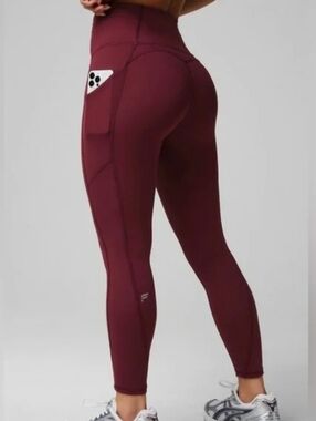 Fabletics Oasis High-Rise Leggings in Merlot 7/8 Length